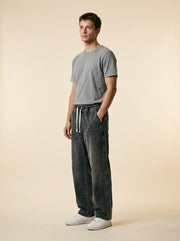 Loose Straight-Leg Jeans — 3