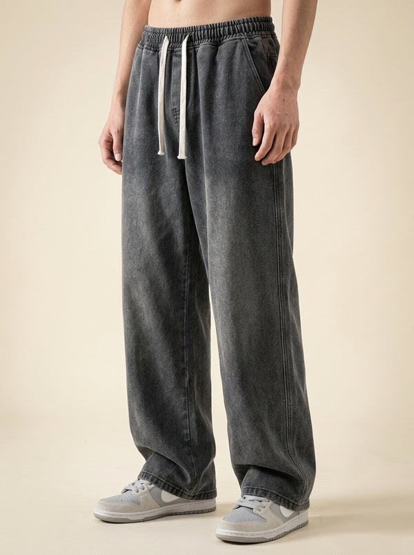 Loose Straight-Leg Jeans