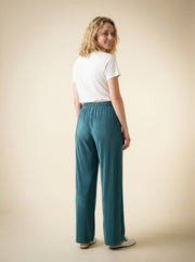 Wide-Leg Pleated Trousers — 5